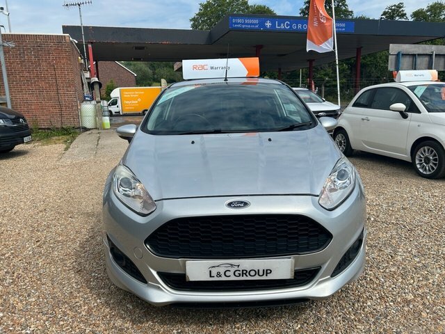 Ford Fiesta 1.0T Ecoboost Zetec S 125 Ps 12 Services - LN64WMF Silver #3