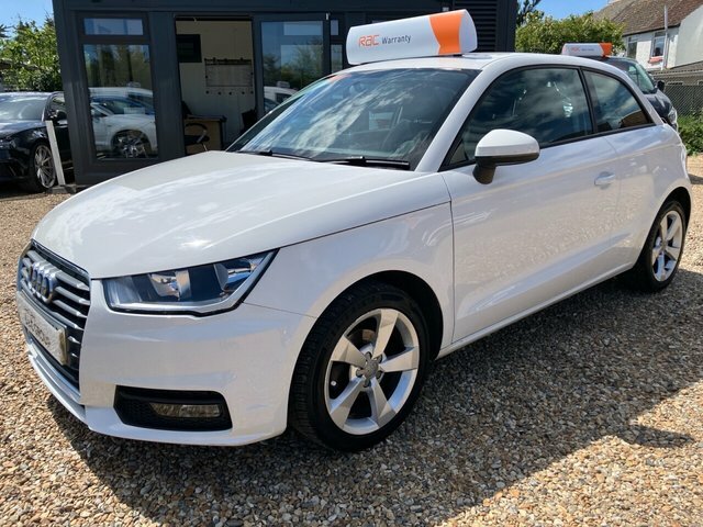 Audi A1 1.0 Tfsi Sport NV17FZY White #4