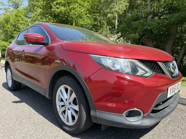 Nissan Qashqai 1.5 Dci N-tec Euro 6 Red