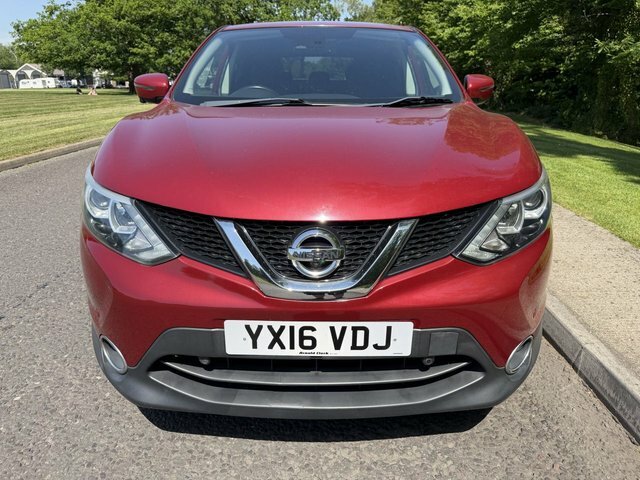 Nissan Qashqai 1.5 Dci N-tec Euro 6 YX16VDJ Red #2