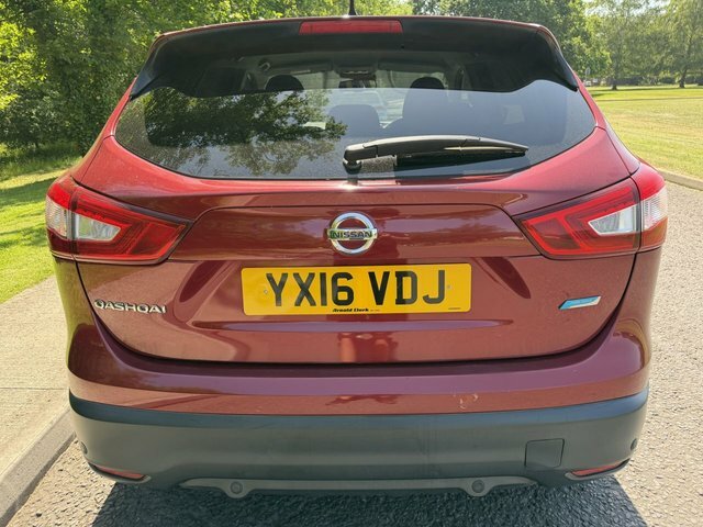 Nissan Qashqai 1.5 Dci N-tec Euro 6 YX16VDJ Red #6