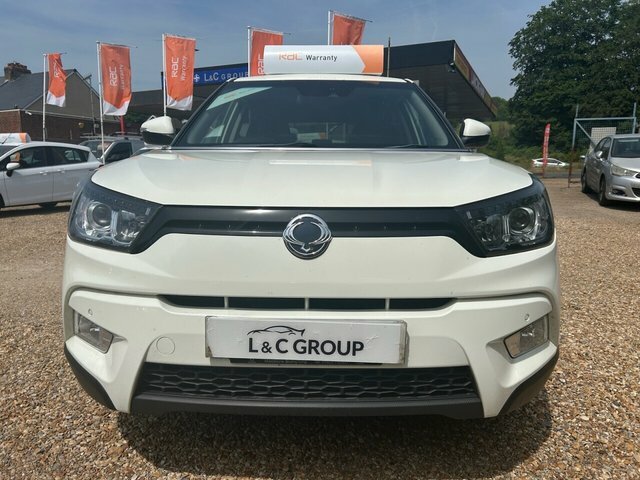 SsangYong Tivoli 1.6 E-xgi Elx Euro 6 128 Ps Top Of The Ran White #4