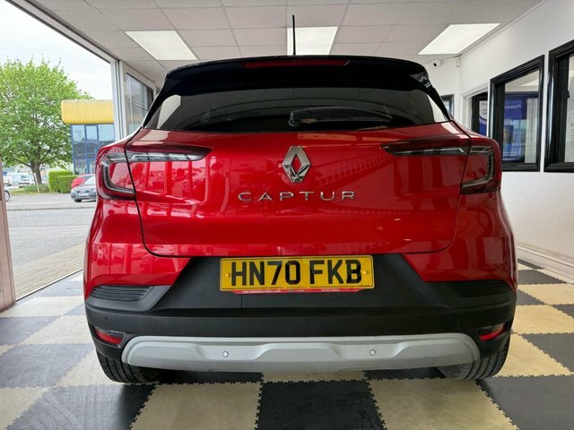 Renault Captur Tce Iconic Suv HN70FKB Red #4