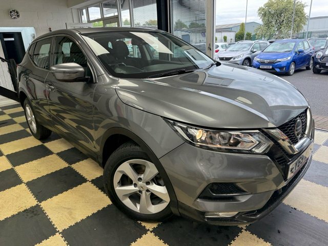 Nissan Qashqai Dci Acenta Premium Suv EY69WTR Grey #2