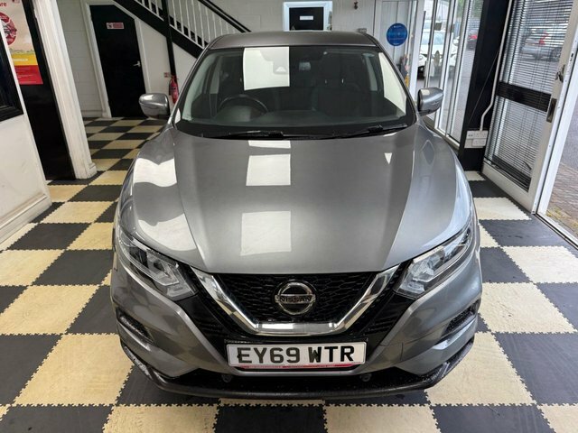 Nissan Qashqai Dci Acenta Premium Suv EY69WTR Grey #5