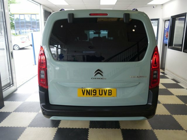 Citroen Berlingo Puretech Flair XL Mpv VN19UVB Green #6