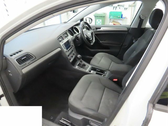 Volkswagen Golf Tsi Bluemotion Tech Match White