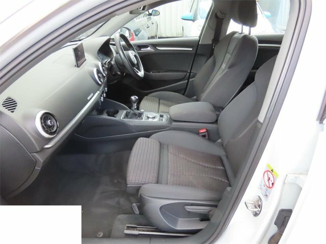 Audi A3 Tfsi Sport Sportback GF67LNM White #2