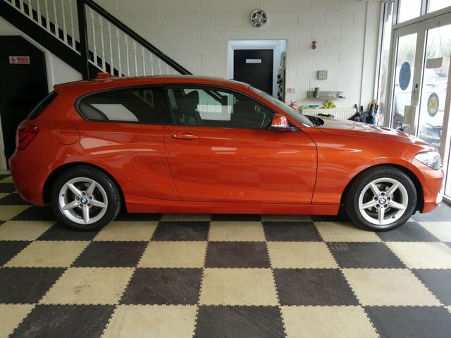 BMW 1 Series 116D Ed Plus Hatchback HK16PNZ Orange #4