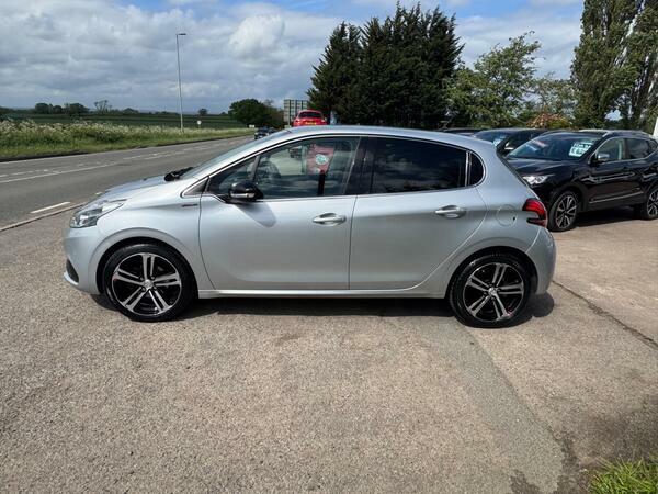 Peugeot 208 1.2 Puretech Gt Line Eat Euro 6 Ss Silver #5