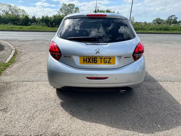 Peugeot 208 1.2 Puretech Gt Line Eat Euro 6 Ss Silver #6