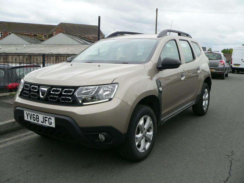 Dacia Duster 1.6 Sce Essential Euro 6 S S YV68JFG Beige #4