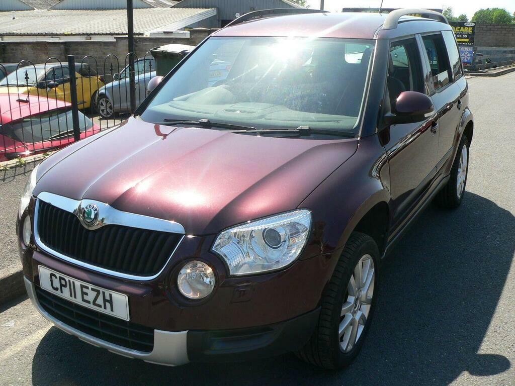 Skoda Yeti 2.0 Tdi Elegance 4Wd Euro 5 CP11EZH Red #3
