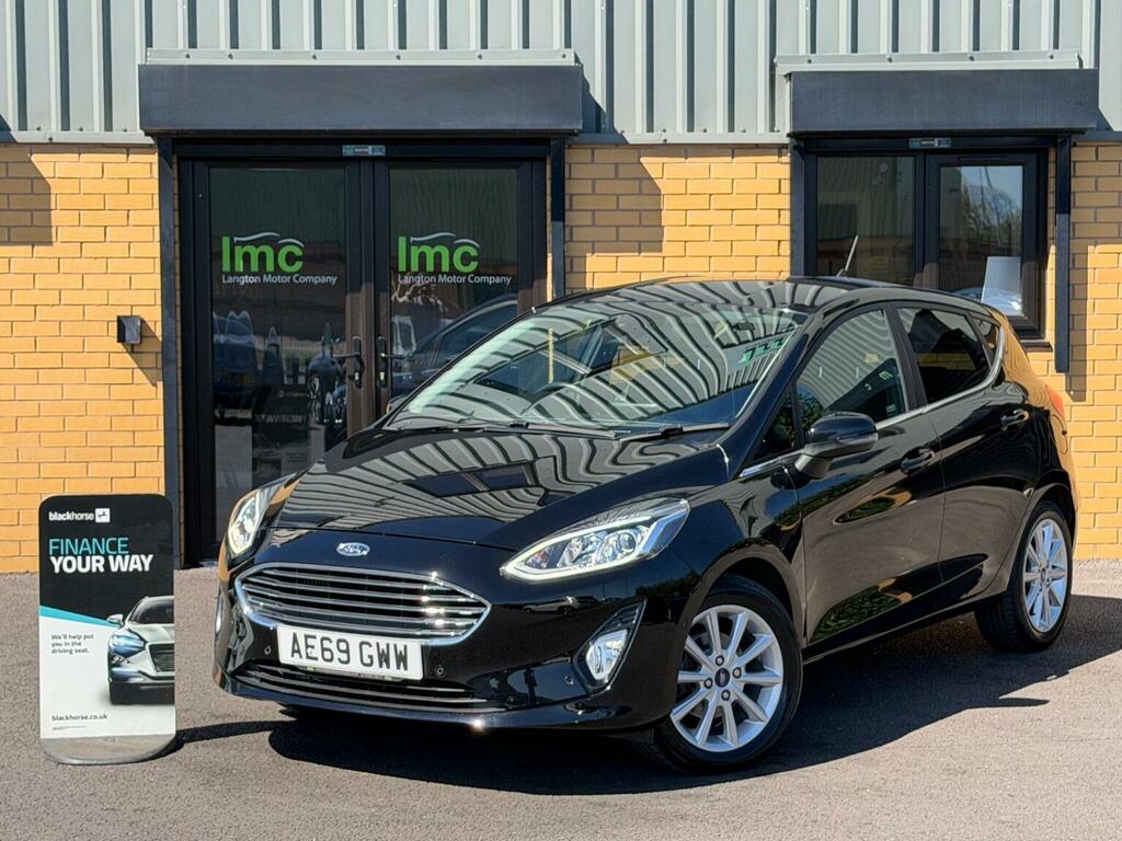 Ford Fiesta Hatchback 1.0T Ecoboost Titanium X Euro 6 Ss AE69GWW Black