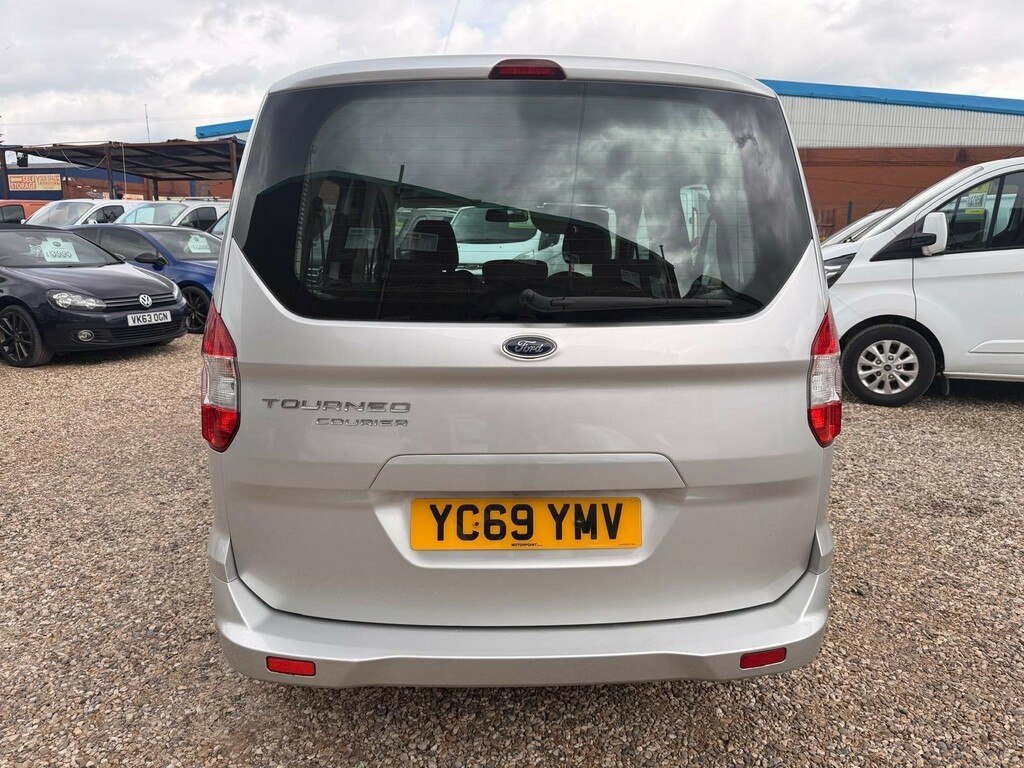 Ford Tourneo Courier 1.0 Ecoboost Zetec Euro 6 Silver #5