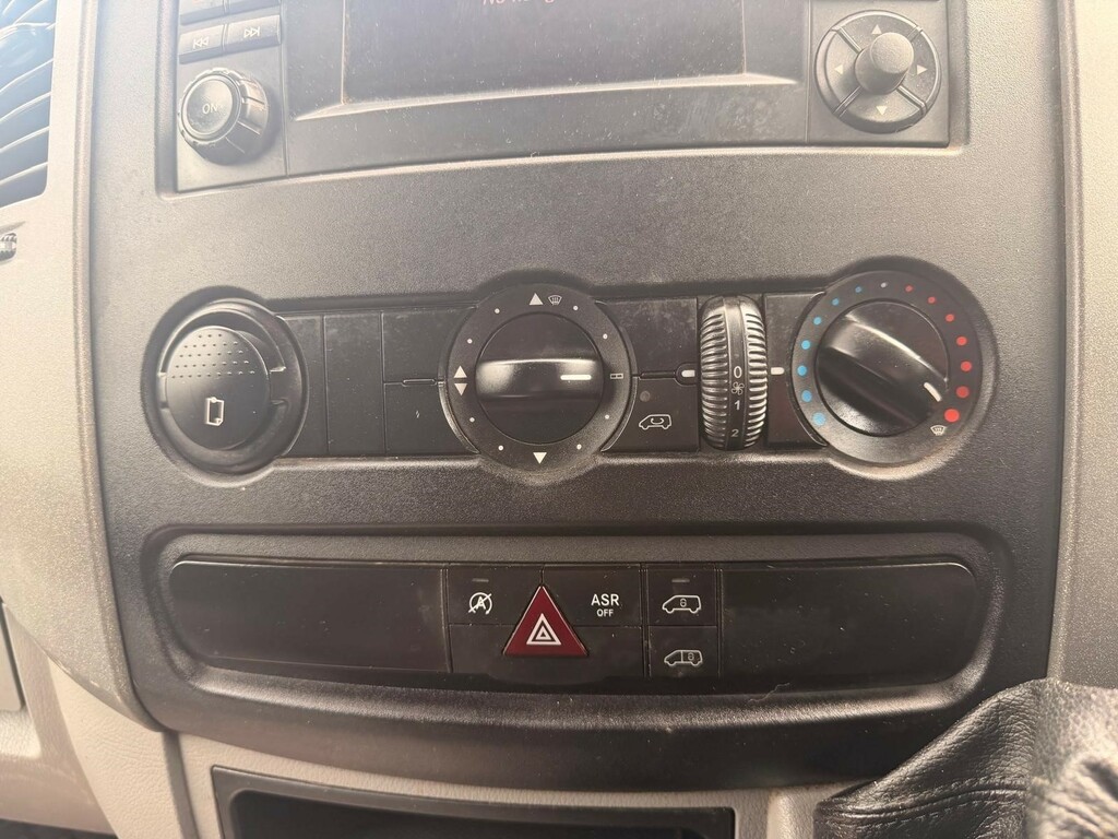 Volkswagen Crafter White #17