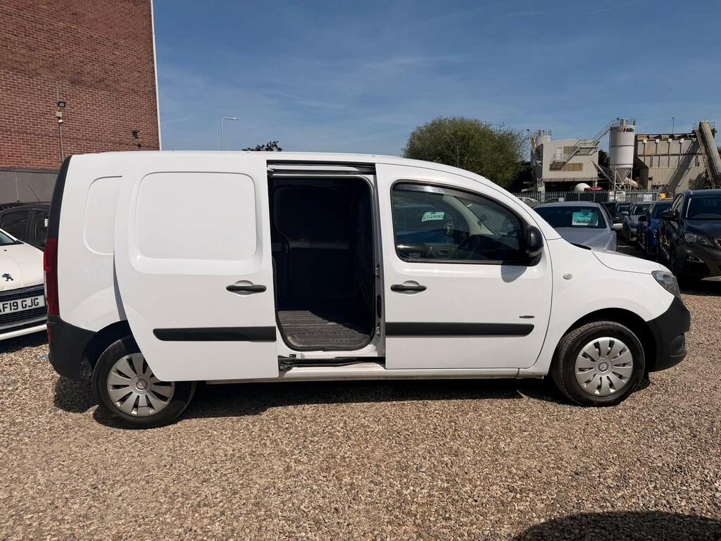 Mercedes-Benz CITAN 1.5L Null White #36