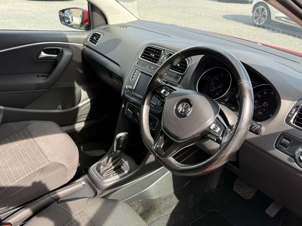 Volkswagen Polo 1.2 Tsi Match Edition Dsg DU17EZD Red #5