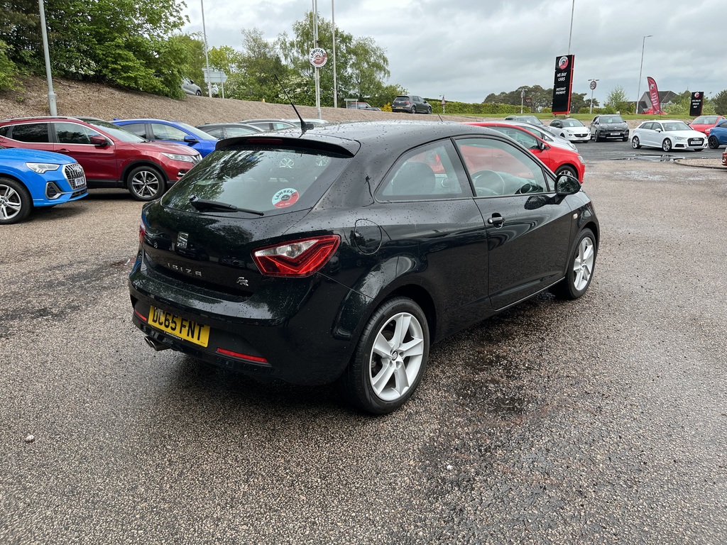 Seat Ibiza 1.2 Tsi 110 Fr DC65FNT Black #4