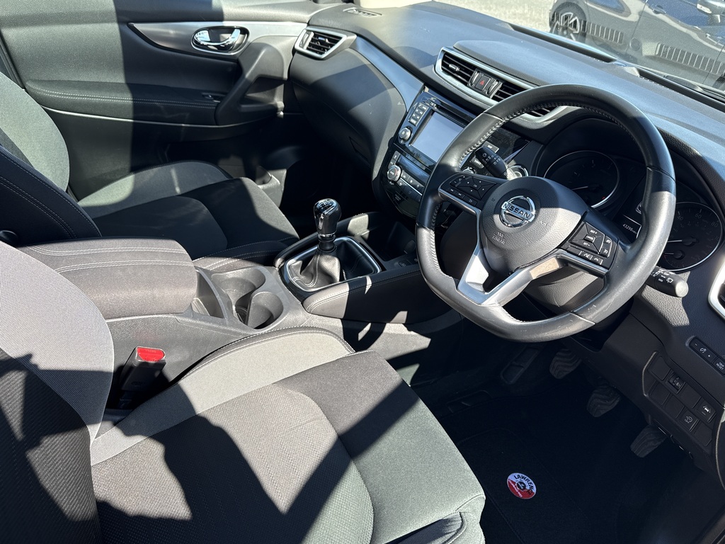 Nissan Qashqai 1.5 Dci N-connecta KW67WUR Black #6