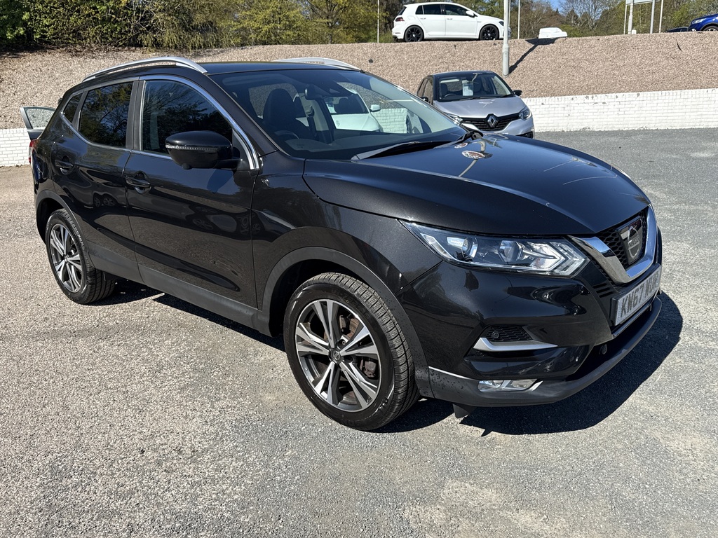 Nissan Qashqai 1.5 Dci N-connecta KW67WUR Black #2