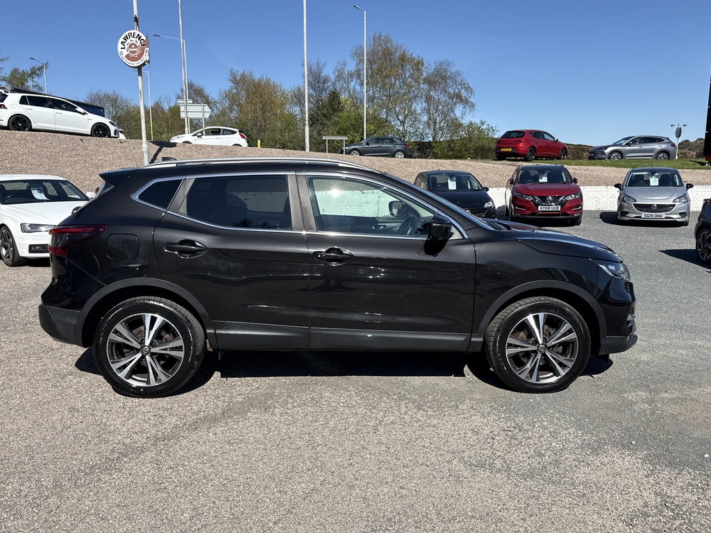 Nissan Qashqai 1.5 Dci N-connecta KW67WUR Black #3