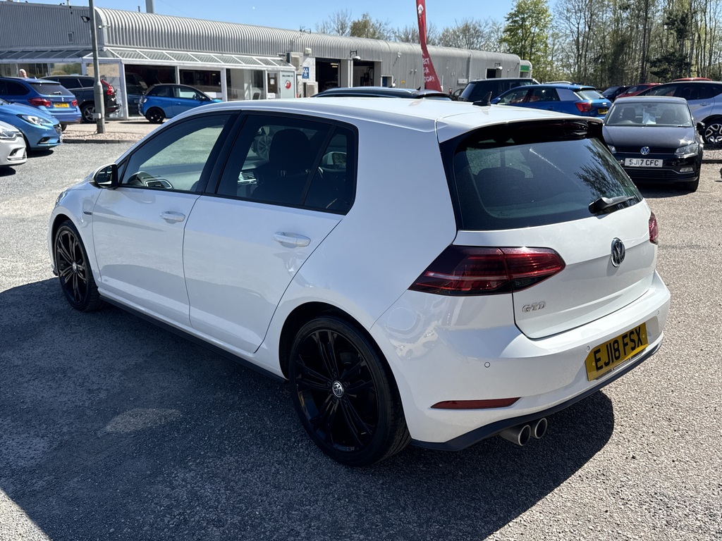 Volkswagen Golf 2.0 Tdi 184 Gtd Dsg EJ18FSX White #5