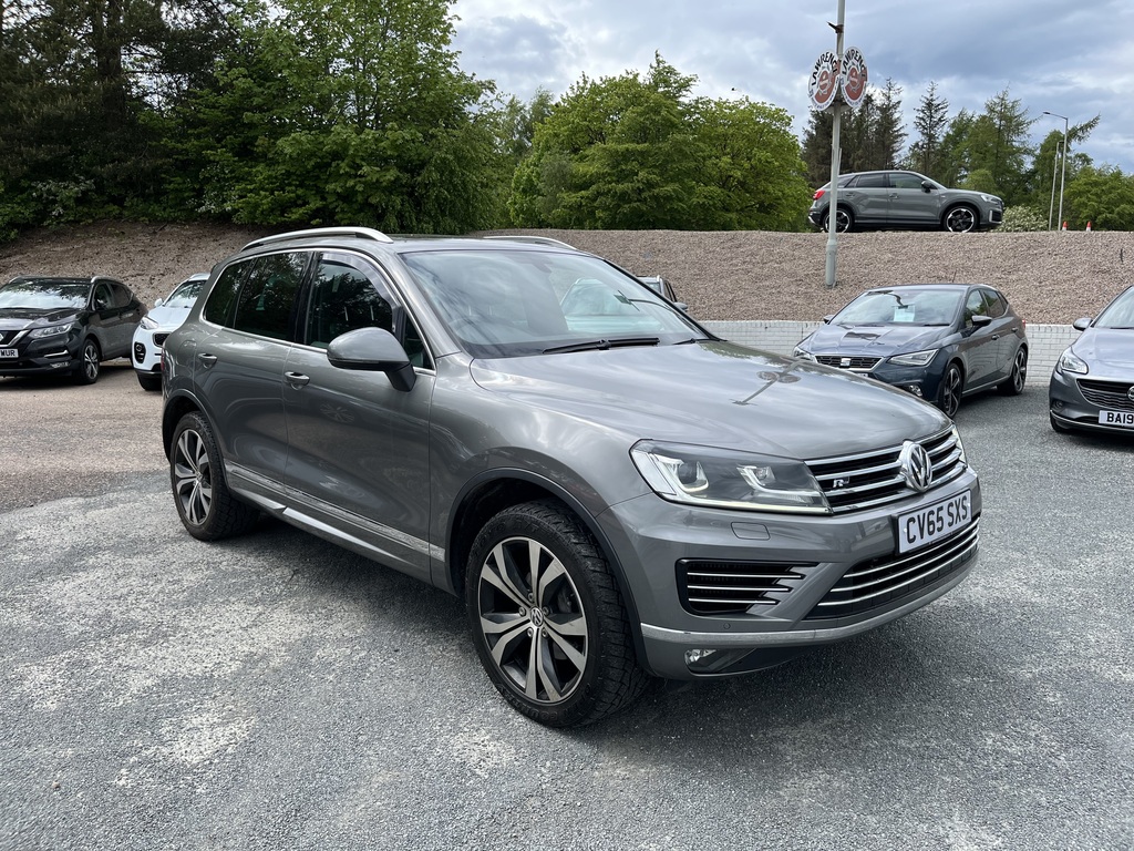 Volkswagen Touareg 3.0 V6 Tdi Bluemotion Tech 262 R-line Tip CV65SXS Grey #2