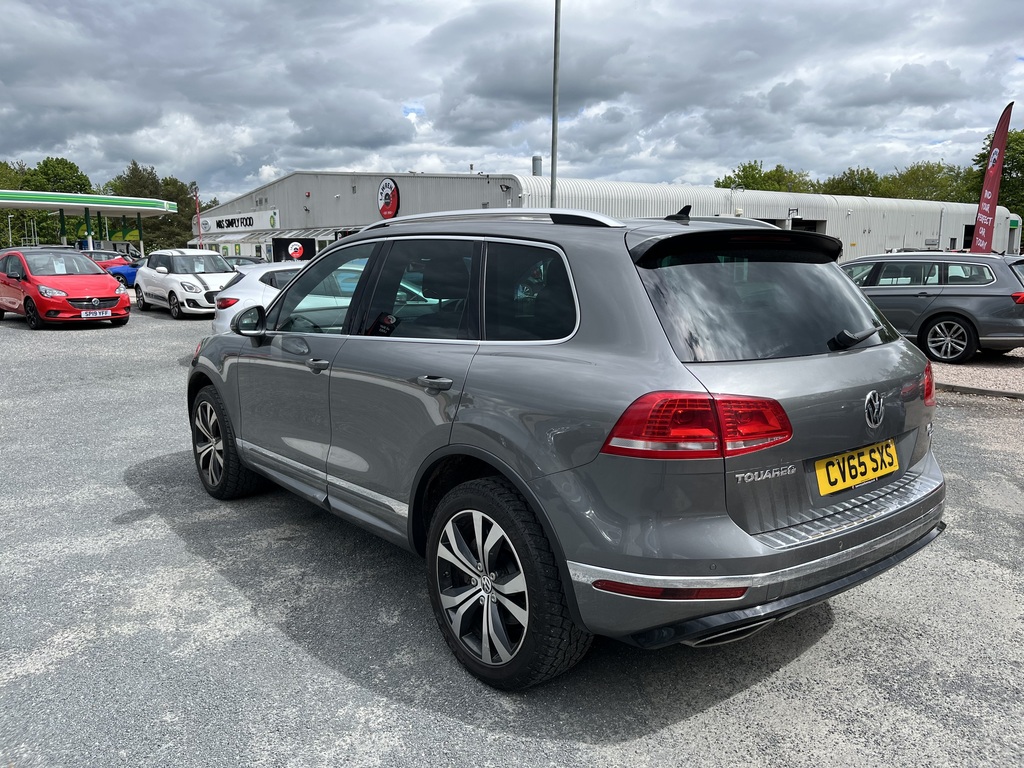 Volkswagen Touareg 3.0 V6 Tdi Bluemotion Tech 262 R-line Tip CV65SXS Grey #5