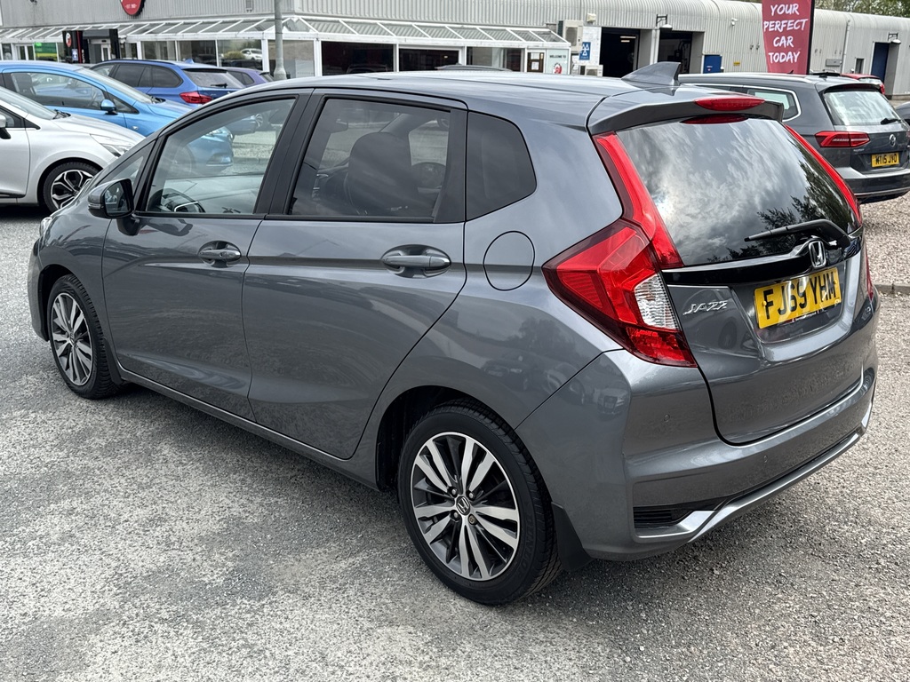 Honda Jazz 1.3 I-vtec Ex Navi Cvt FJ69YHM Grey #6