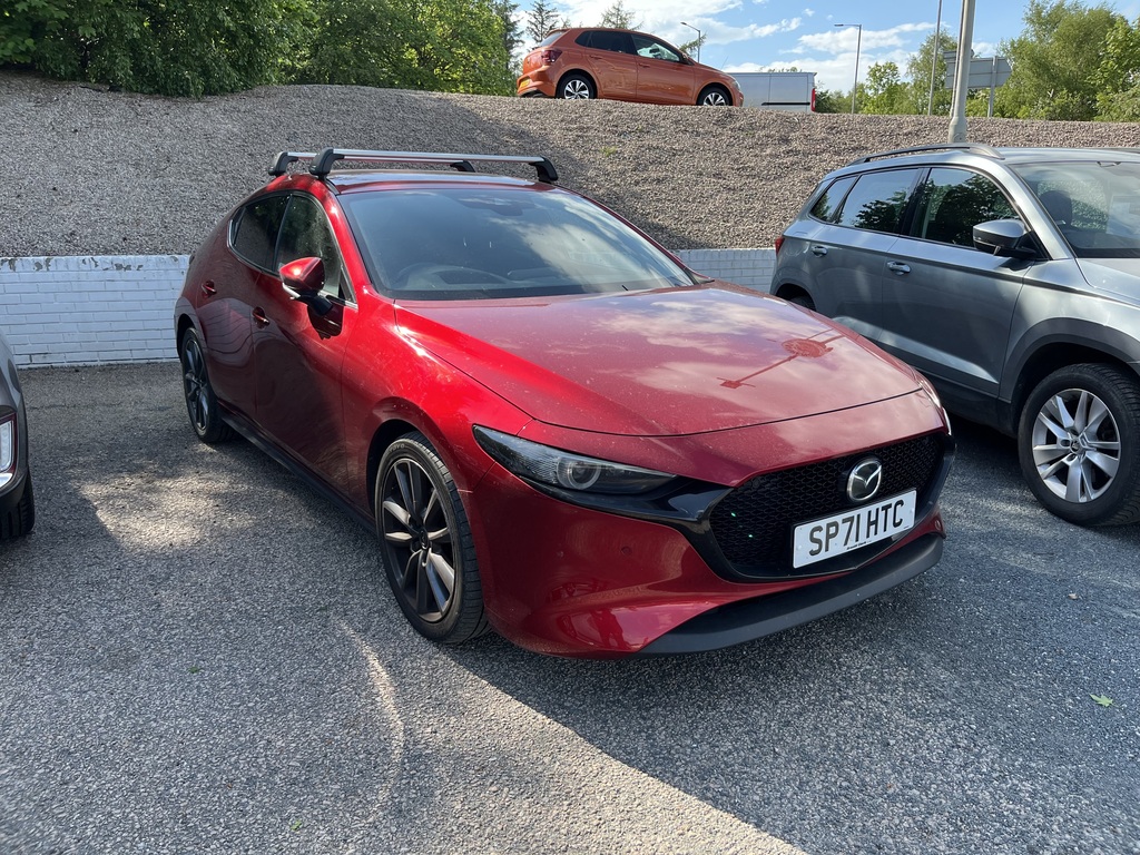 Mazda 3 2.0 E-skyactiv G Mhev Sport Lux Red