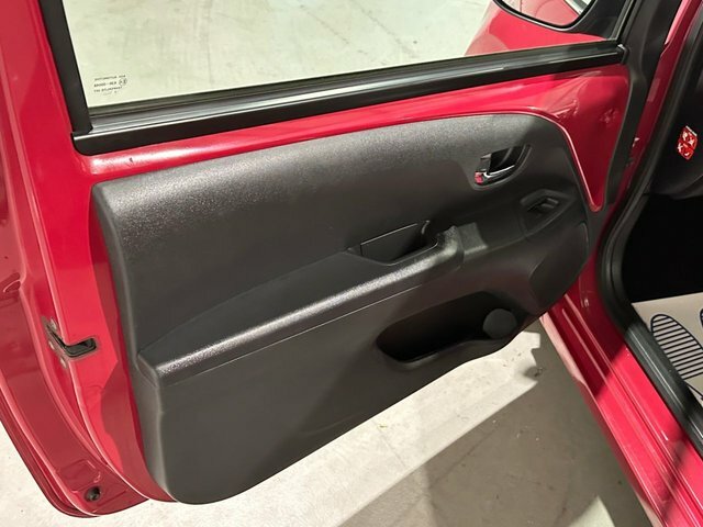 Citroen C1 1.2 Puretech Flair Hatchback Eur Red #6
