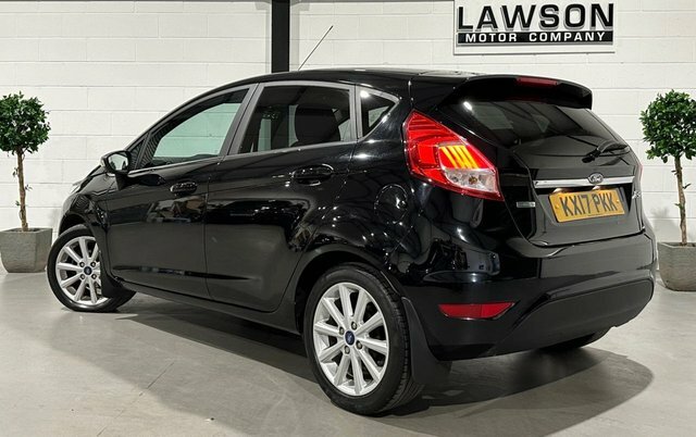 Ford Fiesta 1.0T Ecoboost Titanium Hatchback Black #4