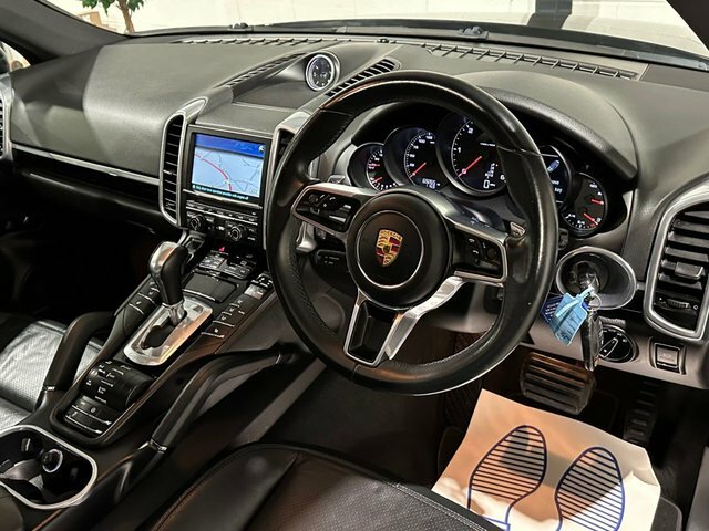 Porsche Cayenne 3.0 Td V6 Suv Tiptronics 4Wd Euro 6 S Black #2