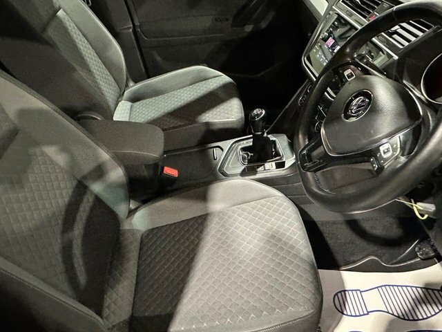 Volkswagen Tiguan 1.4 Tsi Se Suv Euro 6 S S 150 Green #5