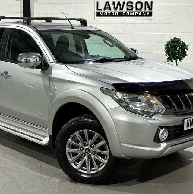 Mitsubishi L200 2.4 Di-d Dc Titan Pickup Double Cab Man Silver #6