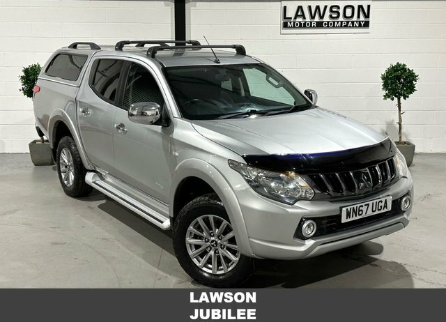 Mitsubishi L200 2.4 Di-d Dc Titan Pickup Double Cab Man Silver