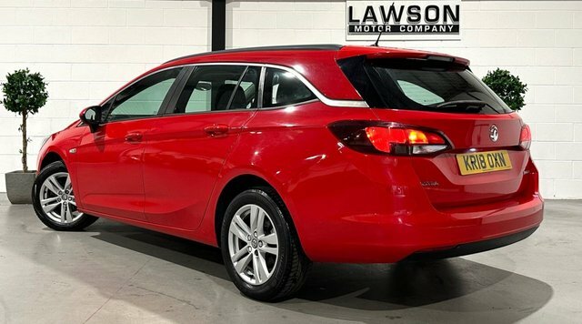 Vauxhall Astra 1.0I Turbo Ecotec Design Sports Tourer Red #4