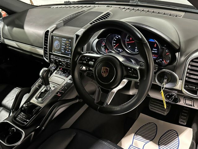 Porsche Cayenne 3.0 Td V6 Suv Tiptronics 4Wd Euro 6 S Black #2