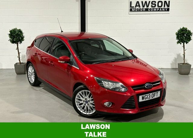 Ford Focus 1.0T Ecoboost Zetec Hatchback Eu Red