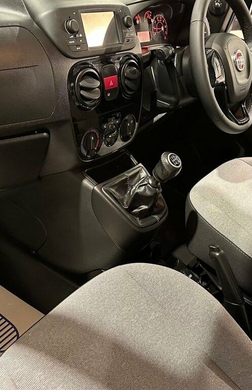 Fiat Qubo 1.3L Trekking Black #12