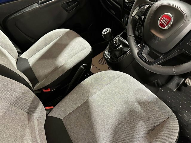 Fiat Qubo 1.3L Trekking Black #5