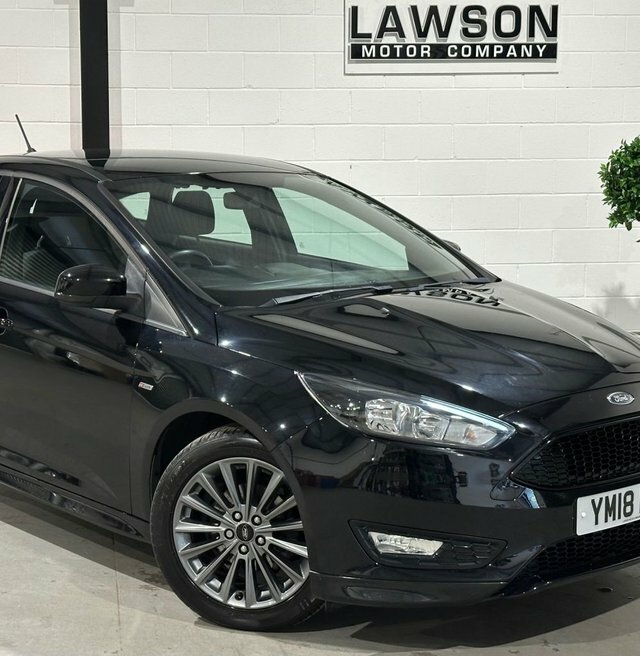 Ford Focus 1.0T Ecoboost St-line Hatchback Black #6