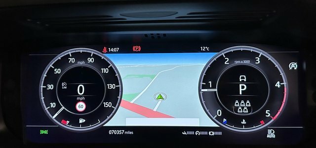 Land Rover Discovery Sport 2.0 D180 Mhev Se Suv 4Wd Euro 6 S Black #4
