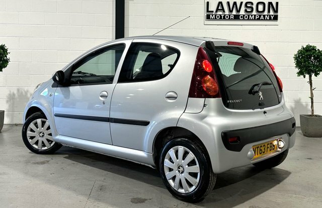 Peugeot 107 1.0 12V Active Hatchback Euro 5 Silver #4