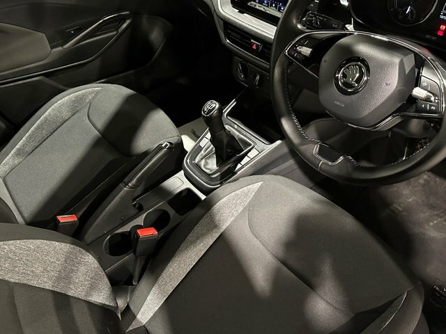 Skoda Fabia 1.0 Mpi Se Comfort Hatchback Eur Blue #5