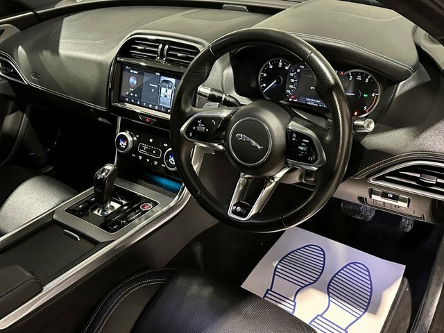 Jaguar XE 2.0 D180 R-dynamic S Saloon Euro 6 Black #2