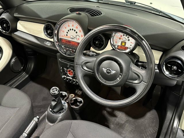 Mini Convertible 1.6 One Convertible Euro 6 98 P White