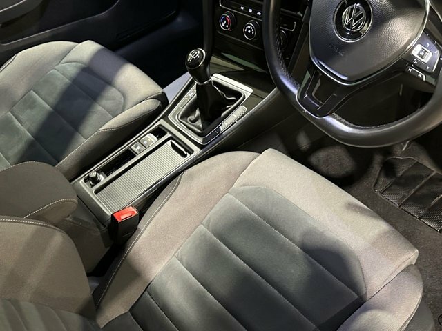 Volkswagen Golf 1.6 Tdi Gt Hatchback Euro 6 S S Silver #5