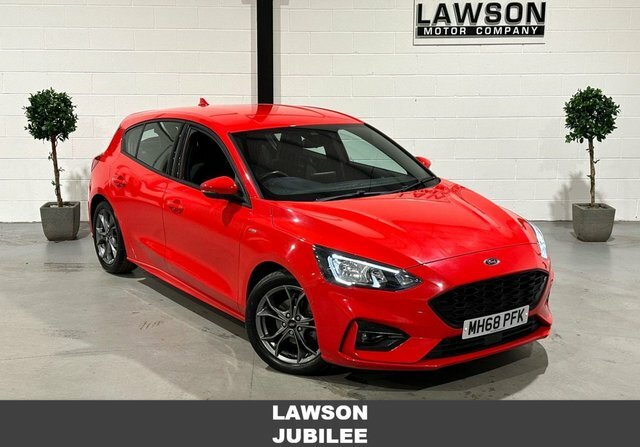 Ford Focus 1.0T Ecoboost St-line Hatchback Red